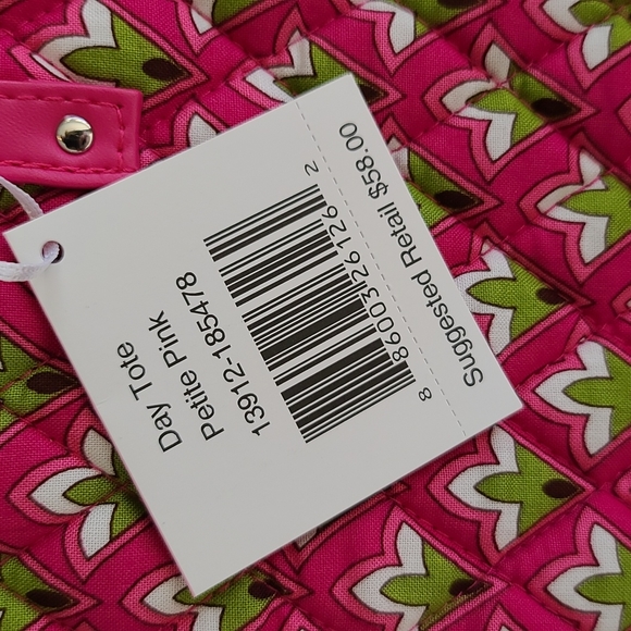 Vera BradleyTote. The pink/green original-multi color inside- reversible - Picture 5 of 6